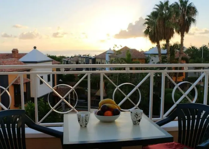 Res Benimar アパート アデヘ